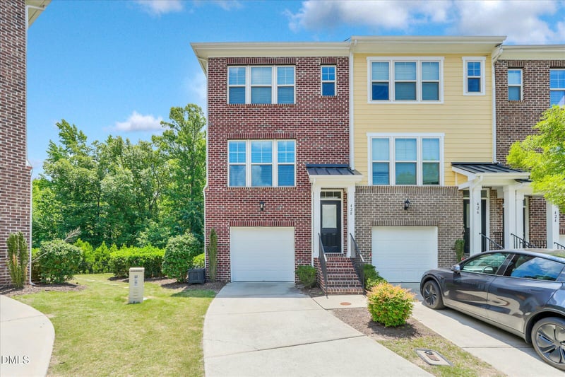 428 Hofman Ct, Cary, NC 27519