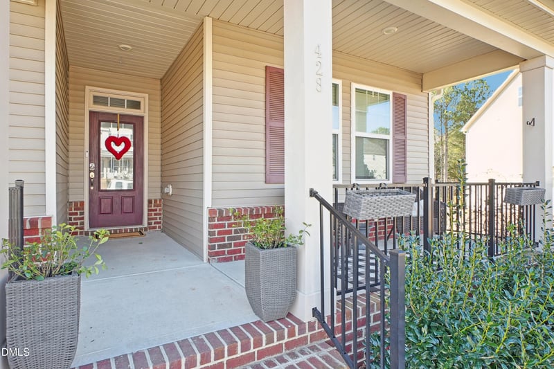 428 Holly Blossom Dr, Durham, NC 27703