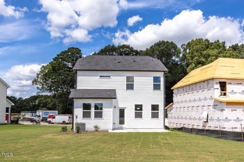 428 Longleaf Glen Ln, Zebulon, NC 27597