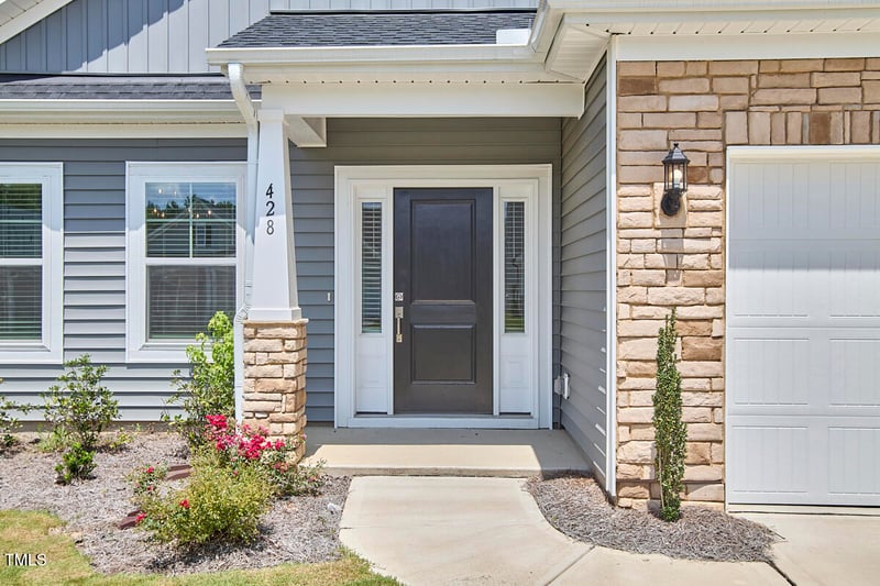 428 Maple Walk Dr, Garner, NC 27529
