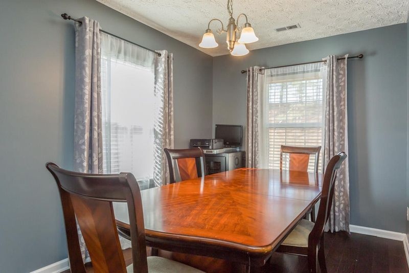 428 St John Dr, Durham, NC 27703