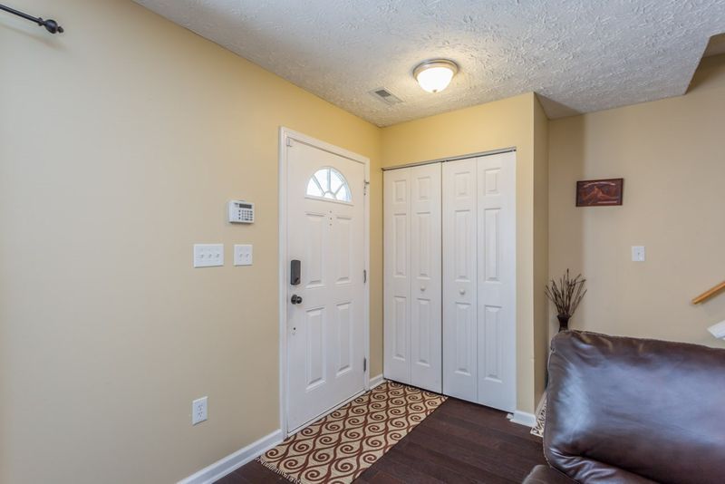 428 St John Dr, Durham, NC 27703