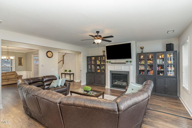 428 Whitebark Ln, Clayton, NC 27520