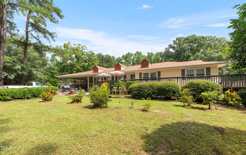 429 Butts Rd, Angier, NC 27501