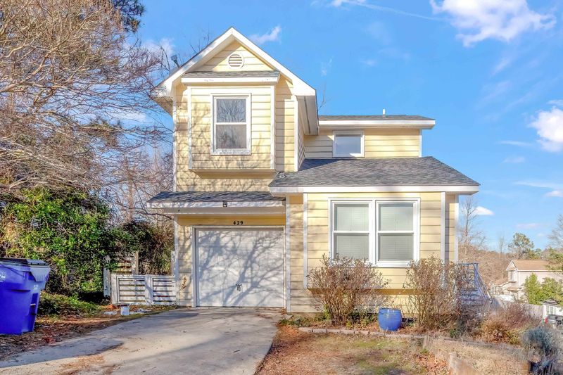 429 Dickens Dr, Raleigh, NC 27610