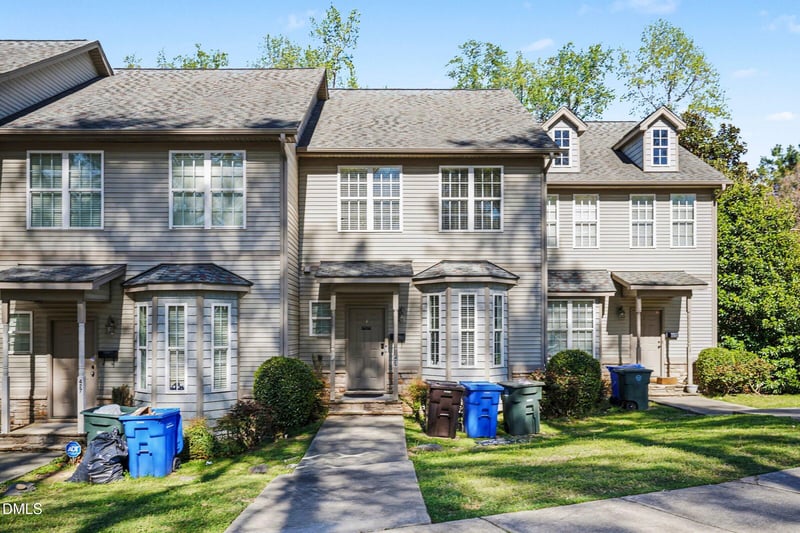 429 Georgetown Cir, Fayetteville, NC 28314
