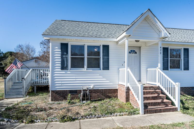 429 Government Rd, Clayton, NC 27520
