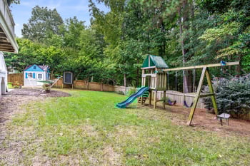 429 Marsh Landing Dr, Holly Springs, NC 27540