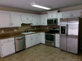 429 Oakgrove Dr, Fayetteville, NC 28314