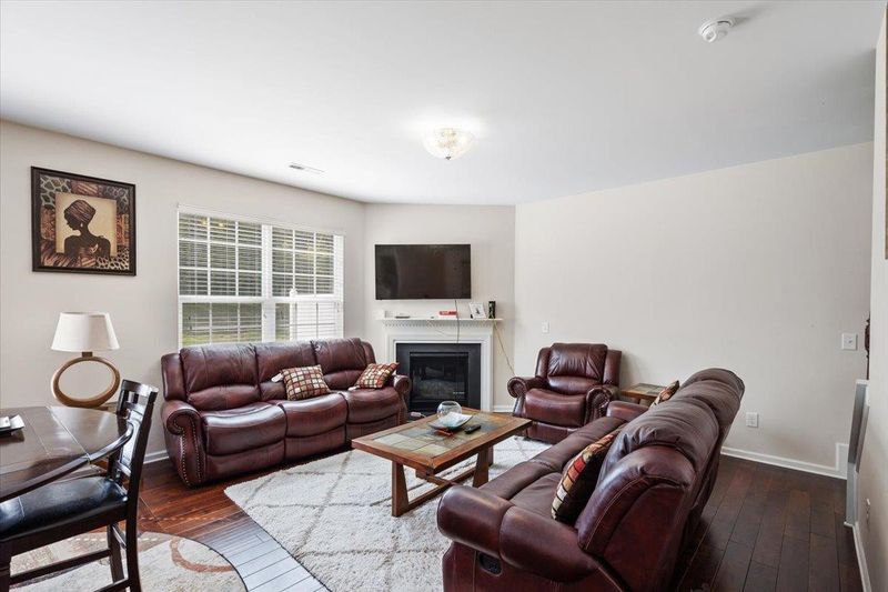4291 Dunkirk Dr, Burlington, NC 27215