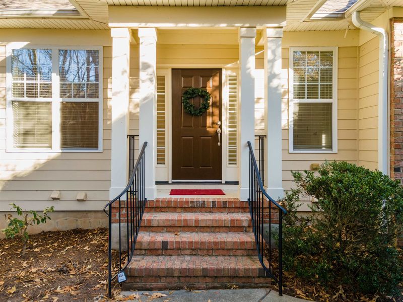 43 Abernathy Dr, Chapel Hill, NC 27517