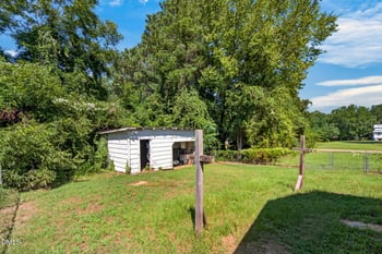 43 N Carrie St, Coats, NC 27521