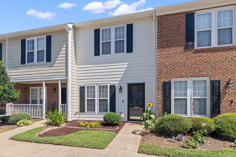 43 Cheltenham Dr, Clayton, NC 27520