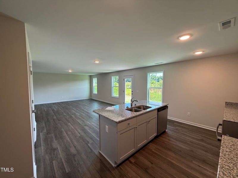 43 Chloe Ct, Selma, NC 27576