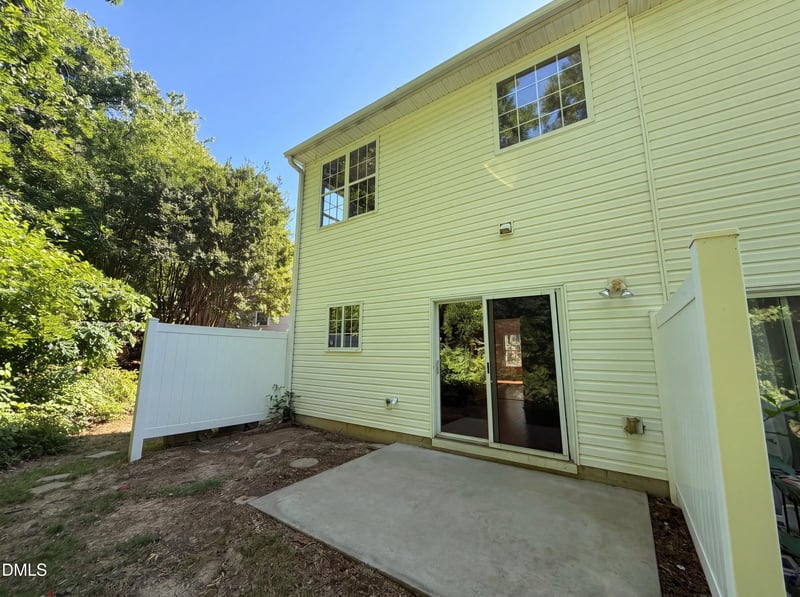 43 Edgebrook Cir, Durham, NC 27703