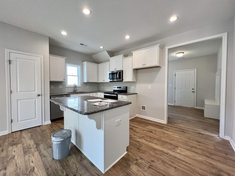 43 Elliot Dr, Clayton, NC 27520