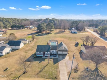 43 Old Halifax Rd, Louisburg, NC 27549