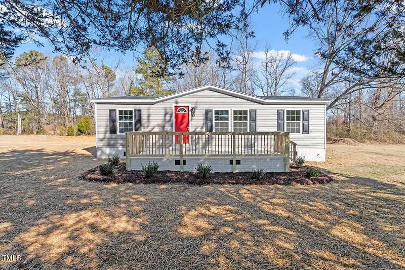 43 Partridge Dr, Smithfield, NC 27577