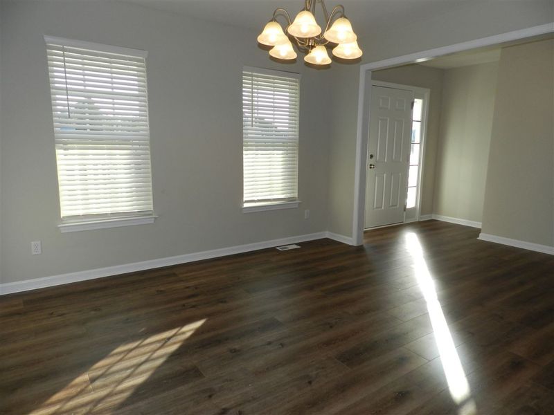 43 Seahorse Ct, Benson, NC 27504