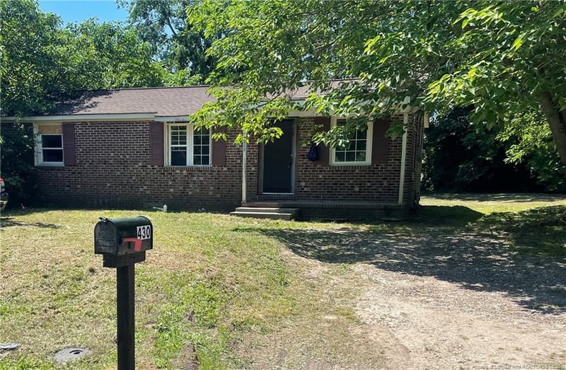 430 Adam St, Fayetteville, NC 28301