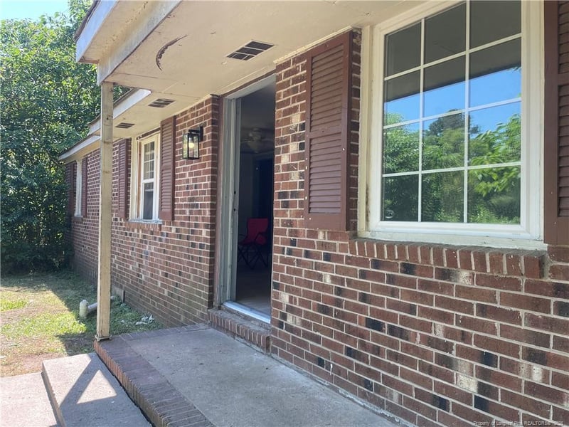 430 Adam St, Fayetteville, NC 28301