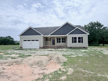 430 Chic Ennis Rd, Benson, NC 27504