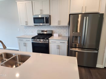 430 Deercroft Dr, Holly Springs, NC 27539