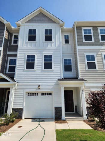 430 Deercroft Dr, Holly Springs, NC 27539