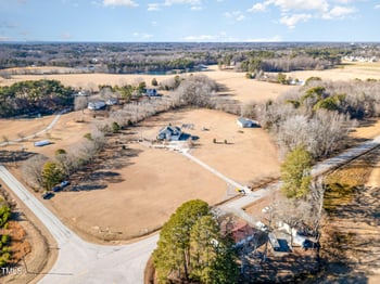 430 Federal Rd, Benson, NC 27504