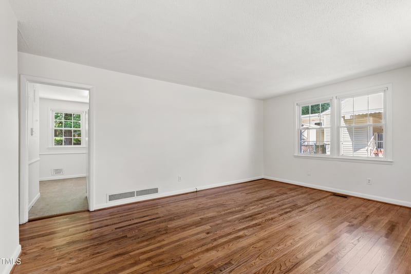 430 Fenton St, Raleigh, NC 27604