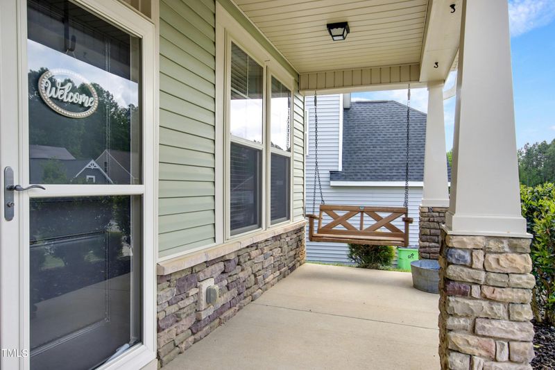 430 Summerwind Plantation Dr, Garner, NC 27529