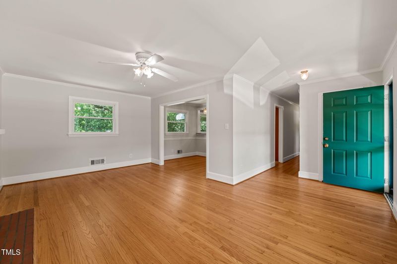 430 Walnut St, Cary, NC 27511