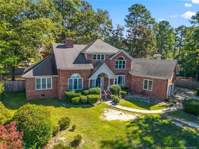 4300 Braemar Pl, Fayetteville, NC 28314