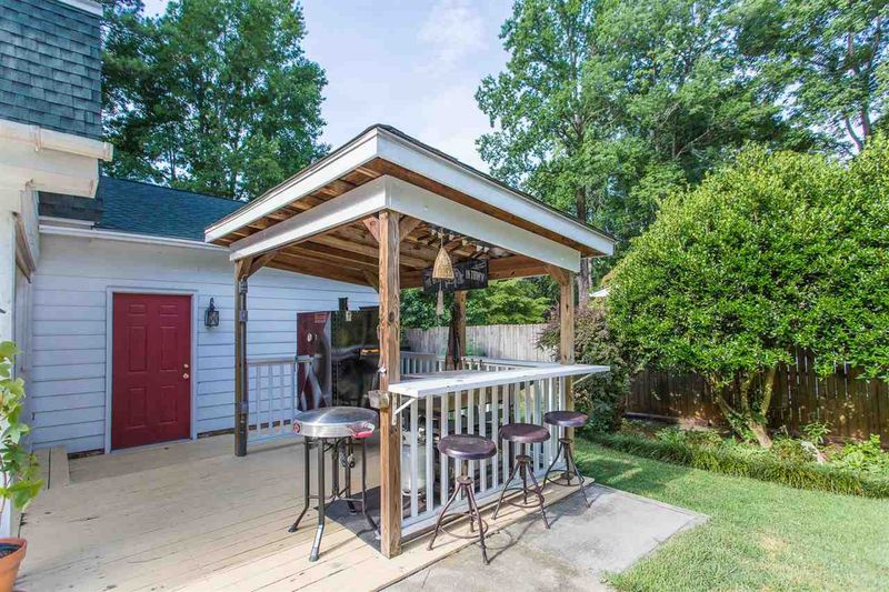 4300 Pike Rd, Raleigh, NC 27613