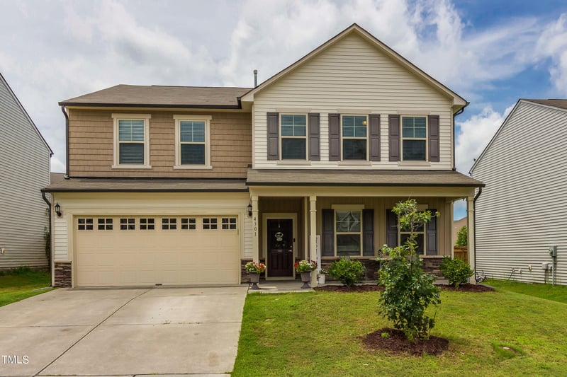 4301 Auburn Hills Dr, Raleigh, NC 27616