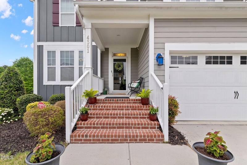 4301 Brintons Cottage St, Raleigh, NC 27616