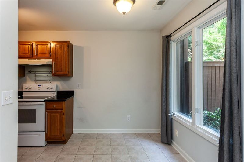 4303 Southwind Dr, Raleigh, NC 27613
