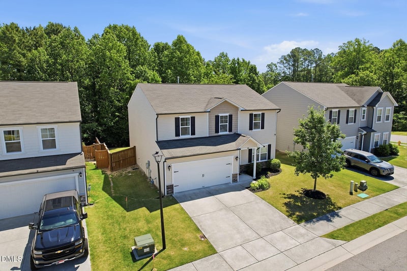 4304 Auburn Hills Dr, Raleigh, NC 27616