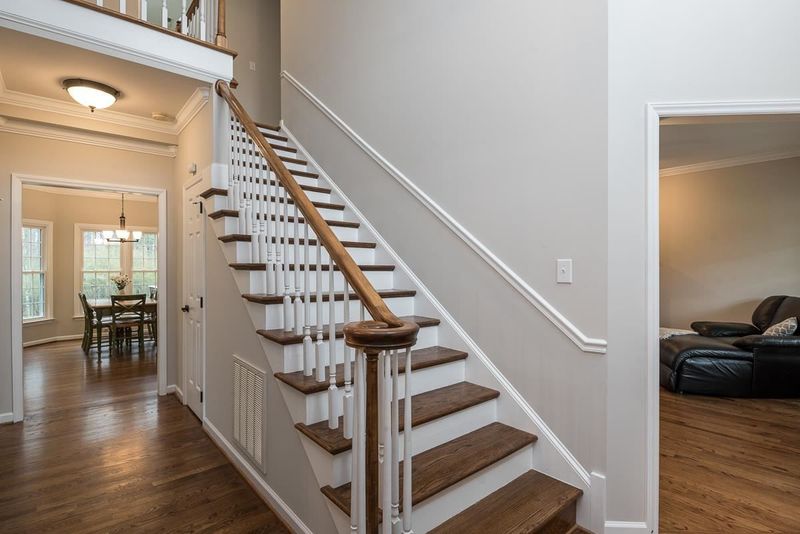 4304 Ellinwood Dr, Apex, NC 27539