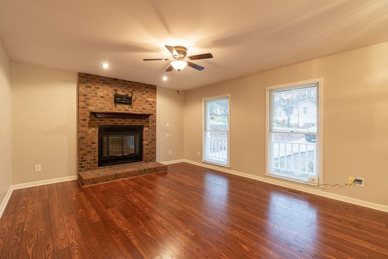4304 Peacock Pl, Raleigh, NC 27616