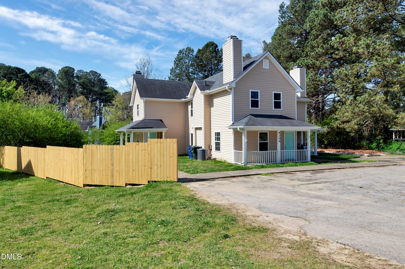 4304 Presley Ct, Raleigh, NC 27604