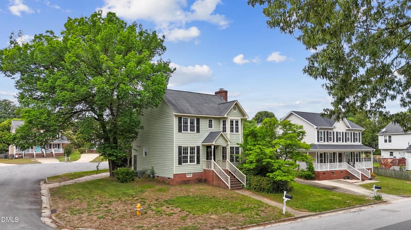 4305 Bartholomew Cir, Raleigh, NC 27604