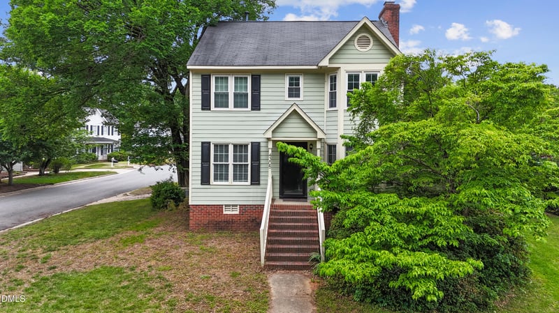 4305 Bartholomew Cir, Raleigh, NC 27604