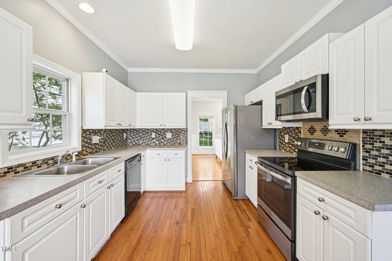 4305 Beacon Crest Way, Raleigh, NC 27604
