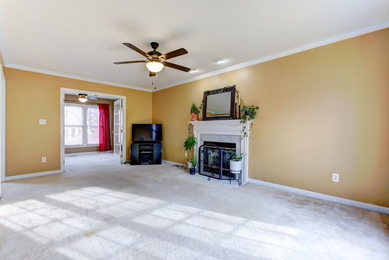4305 Fowler Ridge Dr, Raleigh, NC 27616
