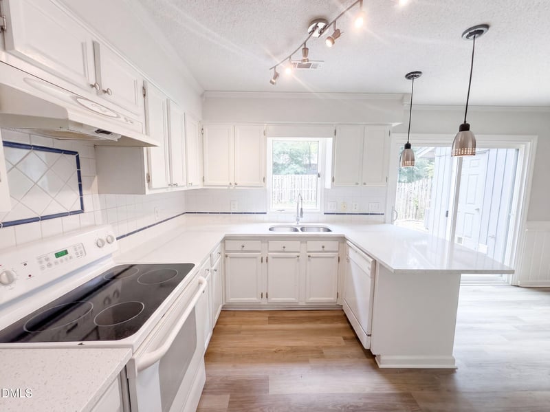 4305 Kaplan Dr, Raleigh, NC 27606