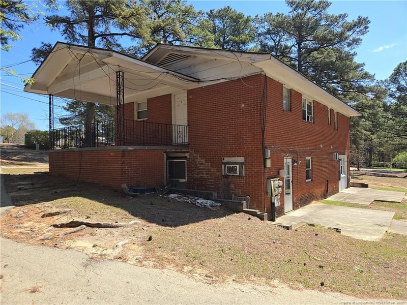 4305 Rosehill Rd, Fayetteville, NC 28311