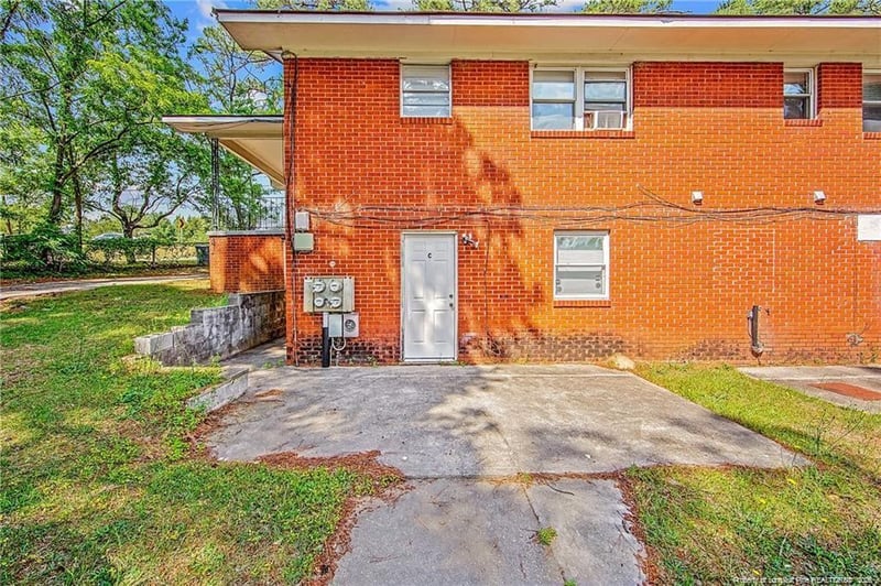 4305 Rosehill Rd, Fayetteville, NC 28311