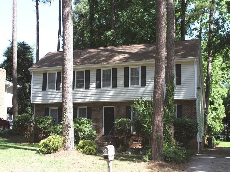 4305 Ryegate Dr, Raleigh, NC 27604