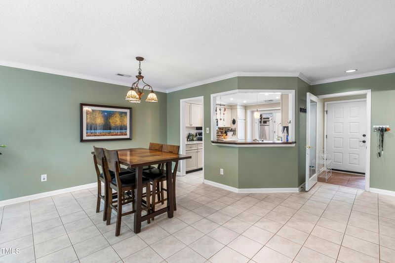 4305 Sunbelt Pl, Raleigh, NC 27613